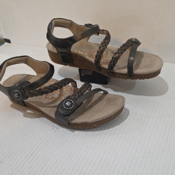 Aetrex Jillian Women's Braided Strap Sandals - Black Size 9.5 - Picture 2 of 8